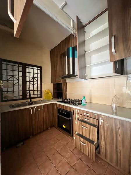 Condominium for Sale at Palm Spring @ Damansara - Wei Shen Chin - Kitchen - PropertyGuru.com.my