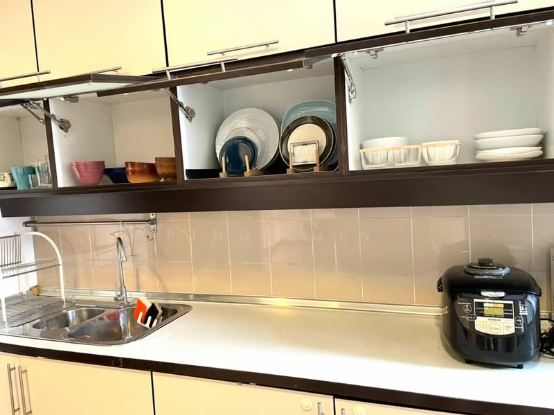 Service Residence for Rent at i-Zen @ Kiara 2 - Ping Shin - Kitchen - PropertyGuru.com.my