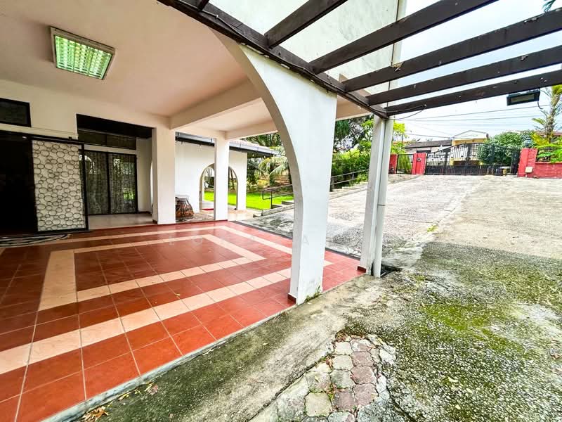 Bungalow Seksyen 11 Shah Alam untuk Untuk Dijual - RM 1,800,000, Apr 2026 - Exterior - PropertyGuru.com.my