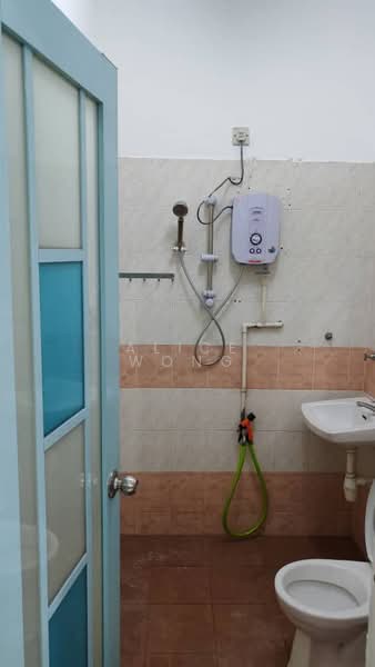 Terraced House for Rent in Bandar Botanic (Klang) - Alice Wong - Bathroom - PropertyGuru.com.my