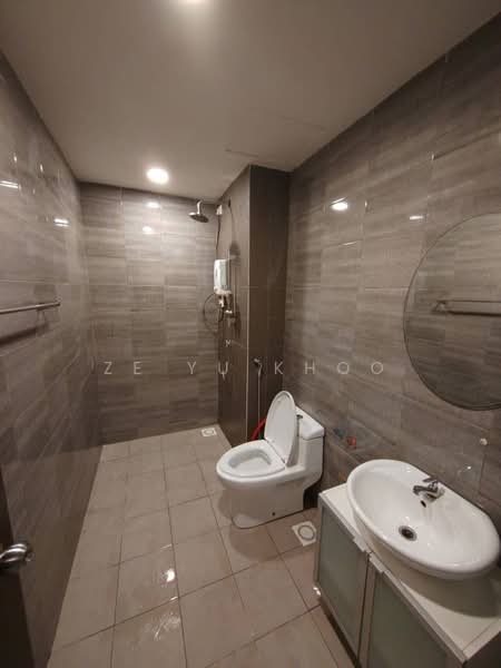 Service Residence for Rent at Symphony Tower (Menara Simfoni) - Ze Yu Khoo - Bathroom - PropertyGuru.com.my