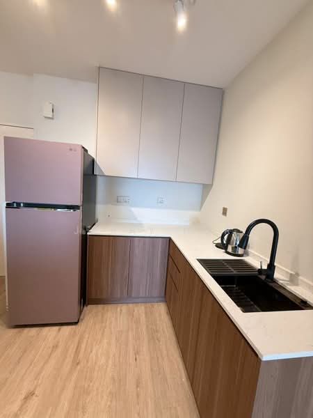 Service Residence for Rent at Meridin Suites @ The Meridin - Jerry Hor - Kitchen - PropertyGuru.com.my