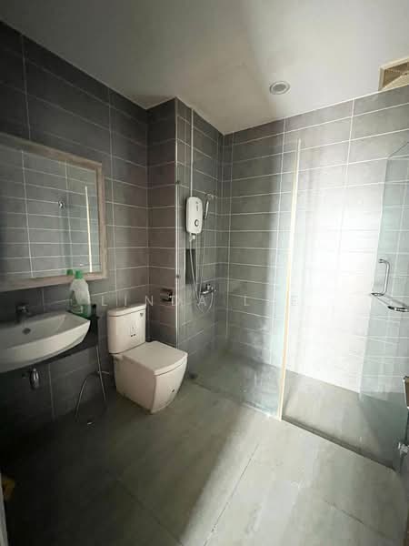 Service Residence for Rent at Paragon Residences @ Straits View - Linda Lee - Bathroom - PropertyGuru.com.my