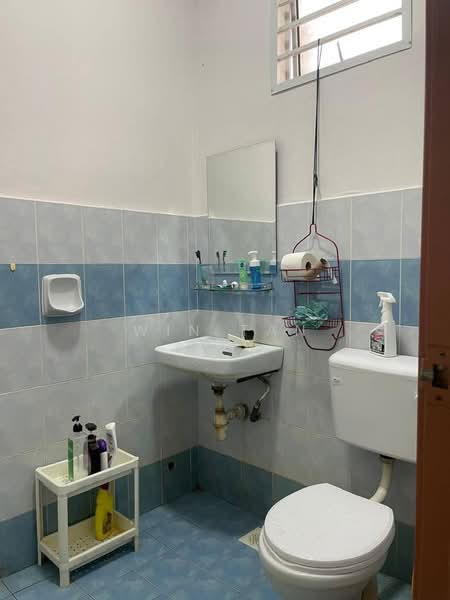 2-storey Terraced House for Sale in Taman Bestari Indah (Ulu Tiram) - Win Tan - Bathroom - PropertyGuru.com.my