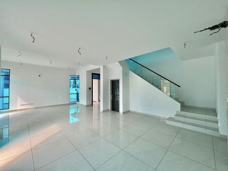 Cluster House for Sale in Horizon Hills (Iskandar Puteri (Nusajaya)) - Karine Sior - Living Room - PropertyGuru.com.my