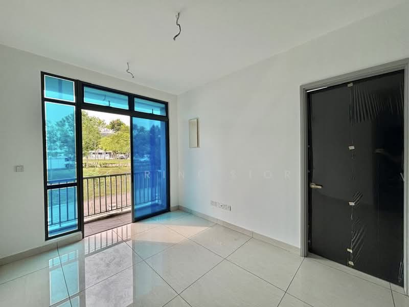 Cluster House for Sale in Horizon Hills (Iskandar Puteri (Nusajaya)) - Karine Sior - Balcony - PropertyGuru.com.my