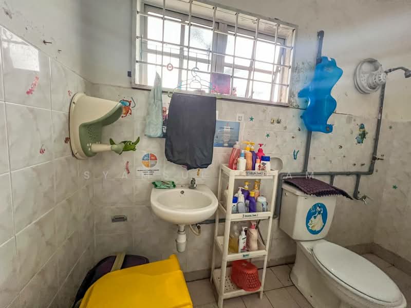 Alam damai untuk Untuk Dijual - RM 870,000, Apr 2026 - Bathroom - PropertyGuru.com.my