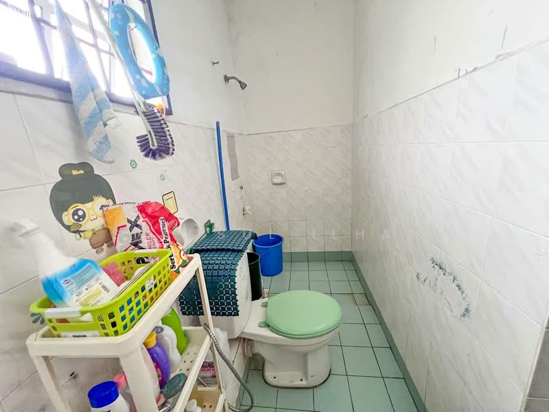 Alam damai untuk Untuk Dijual - RM 870,000, Apr 2026 - Bathroom - PropertyGuru.com.my