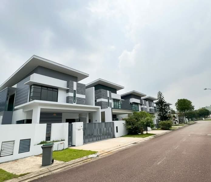 Semi-Detached House for Sale in Iskandar Puteri (Nusajaya) (Johor) - Win Tan - Exterior - PropertyGuru.com.my