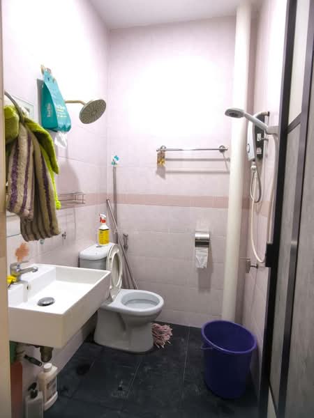 Taman Nusa Bestari untuk Untuk Dijual - RM 628,000, Apr 2026 - Bathroom - PropertyGuru.com.my