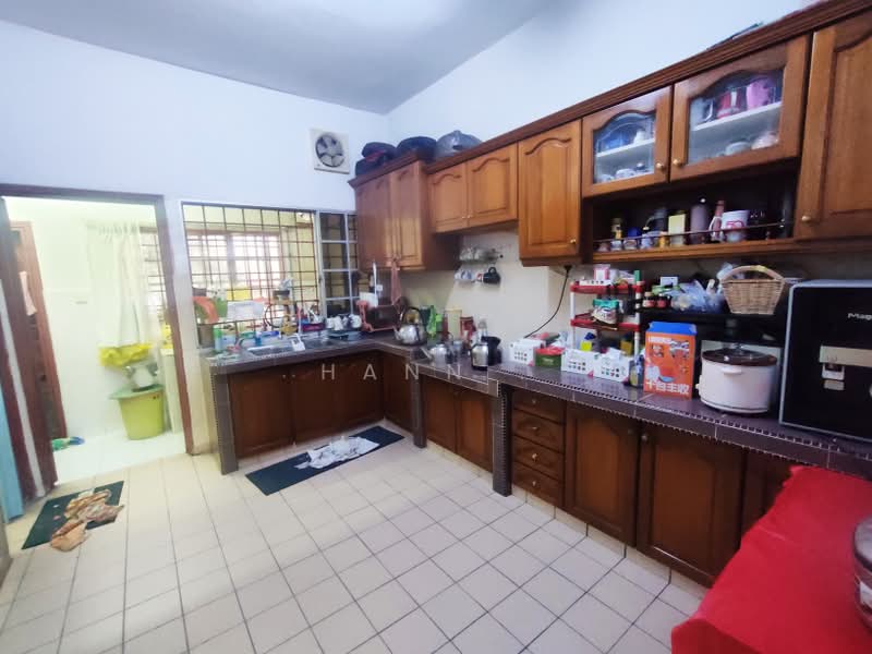 Rumah Teres 2 Tingkat untuk Dijual di Taman Wangsa Permai (Kepong) - Hann . - Dry Kitchen - PropertyGuru.com.my
