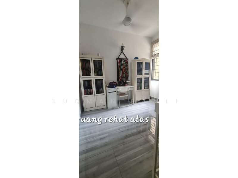 Terraced House for Sale in Kajang (Selangor) - Luqman Ramli - Study - PropertyGuru.com.my