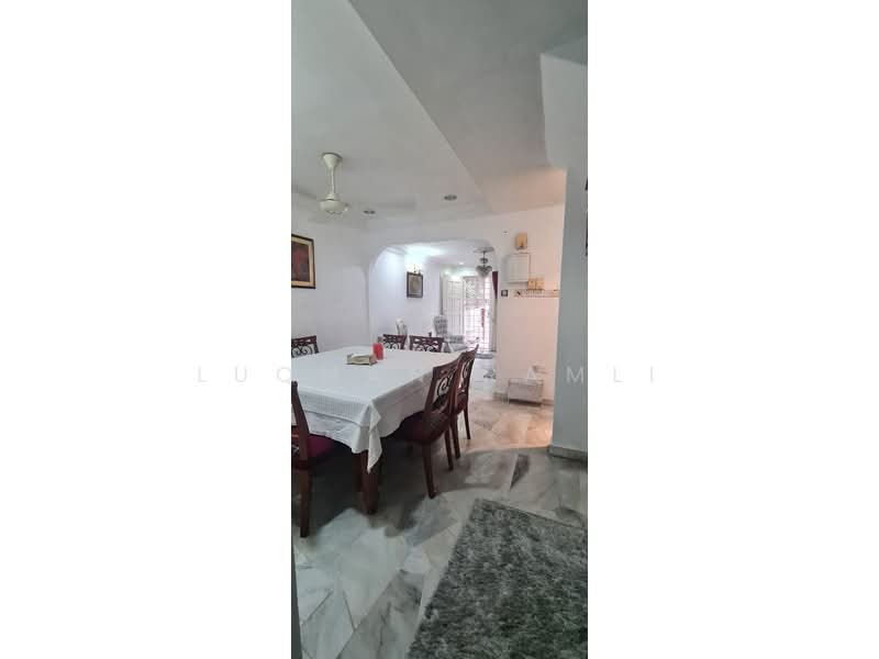 Terraced House for Sale in Kajang (Selangor) - Luqman Ramli - Dining Room - PropertyGuru.com.my
