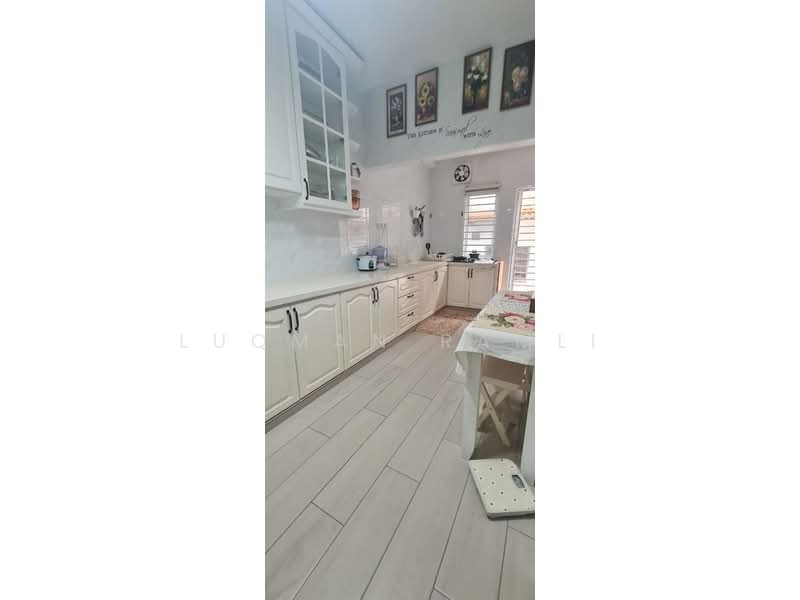 Terraced House for Sale in Kajang (Selangor) - Luqman Ramli - Kitchen - PropertyGuru.com.my