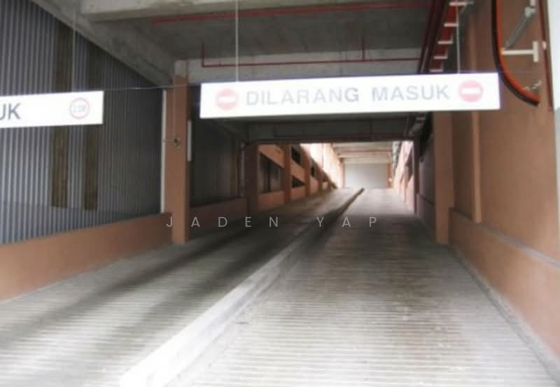 Gudang untuk Disewa di Petaling Jaya (Selangor) - Jaden Yap - Car Park - PropertyGuru.com.my