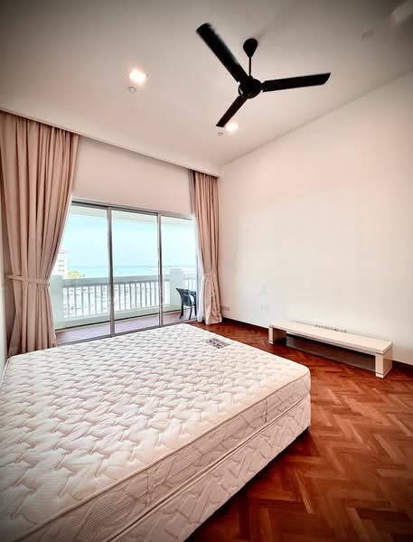 Service Residence for Sale at Straits Quay (The Suites at Waterside) - Ressha Ramesh - PropertyGuru.com.my