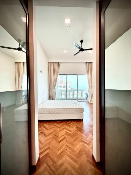 Service Residence for Sale at Straits Quay (The Suites at Waterside) - Ressha Ramesh - PropertyGuru.com.my