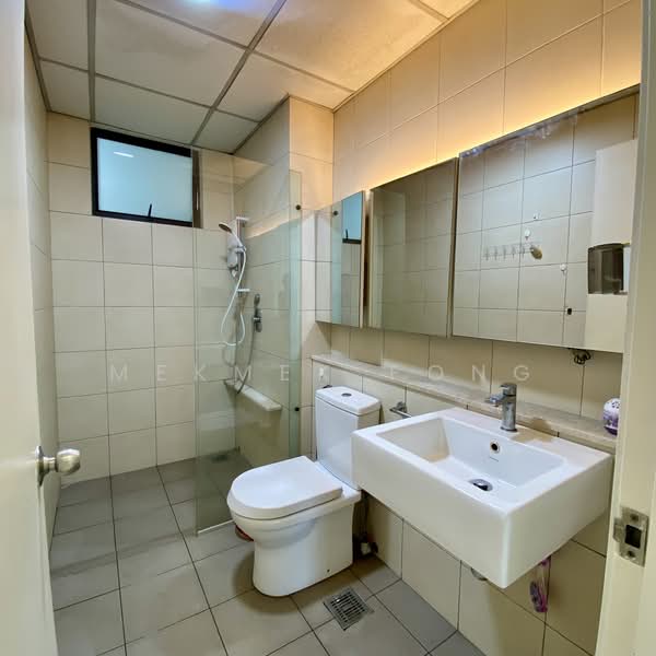 The WaterEdge (Pinggiran Air) untuk Untuk Disewa - RM 2,500 /bulan, Apr 2026 - Bathroom - PropertyGuru.com.my