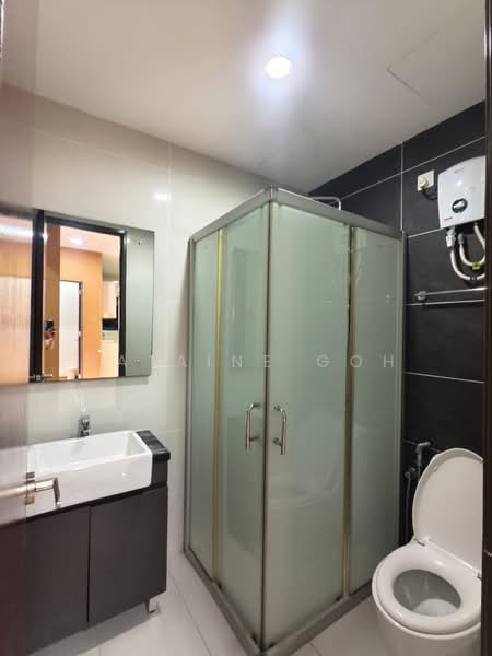Condominium for Rent at Kings Bay @ Country Garden Danga Bay - Nataine Goh - Bathroom - PropertyGuru.com.my