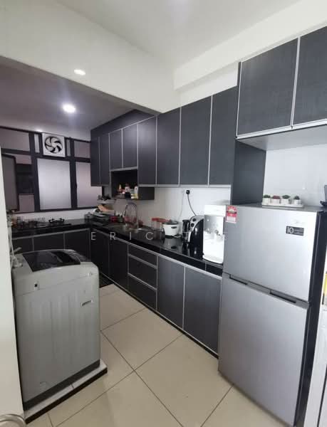 KL Traders Square untuk Untuk Dijual - RM 400,000, Apr 2026 - Kitchen - PropertyGuru.com.my