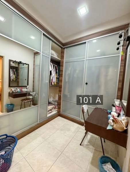 Semi-Detached House for Sale in Bandar Bukit Tinggi 2 (Klang) - Joanne Pua - Interior - PropertyGuru.com.my