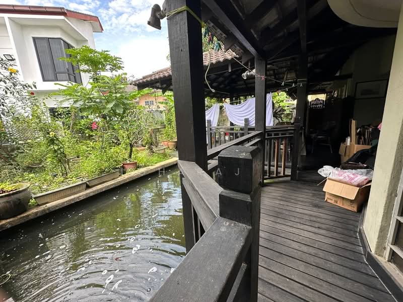 Semi-Detached House for Sale in Seksyen 9 (Shah Alam) - Loharaj . - PropertyGuru.com.my