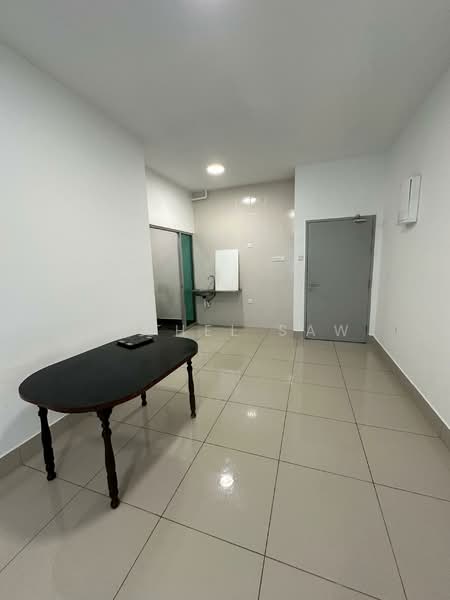 Service Residence for Sale at Razak City Residences (RC Residences) - Rachel Saw - Interior - PropertyGuru.com.my