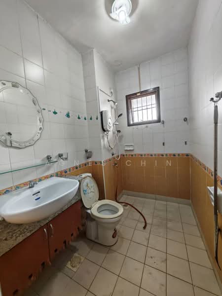 2-storey Terraced House for Sale in Taman Impian Emas (Skudai) - Agnes Chin - Bathroom - PropertyGuru.com.my