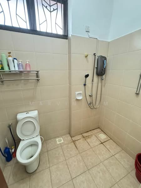 2.5-storey Terraced House for Sale in Taman Sutera Utama (Skudai) - Marvin Lim - Bathroom - PropertyGuru.com.my