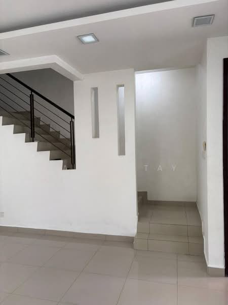 2-storey Terraced House for Sale in Taman Damansara Aliff (Tampoi) - Warren Tay - Interior - PropertyGuru.com.my