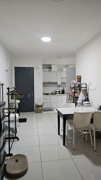 Service Residence for Sale at RYAN & MIHO - Jenny Ng - Kitchen - PropertyGuru.com.my