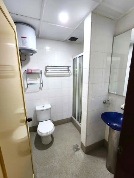 Bangsar Puteri untuk Untuk Disewa - RM 2,500 /bulan, Apr 2026 - Master Bathroom - PropertyGuru.com.my