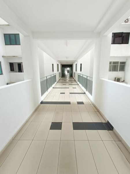 Condominium for Sale at Palace Court (Sri Istana) - Ben Mok - Corridor - PropertyGuru.com.my