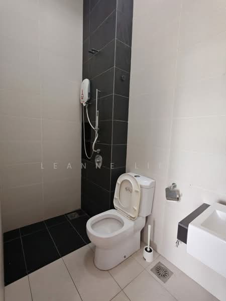 Semi-Detached House for Sale in Johor Bahru (Johor) - Leanne Liew - Bathroom - PropertyGuru.com.my