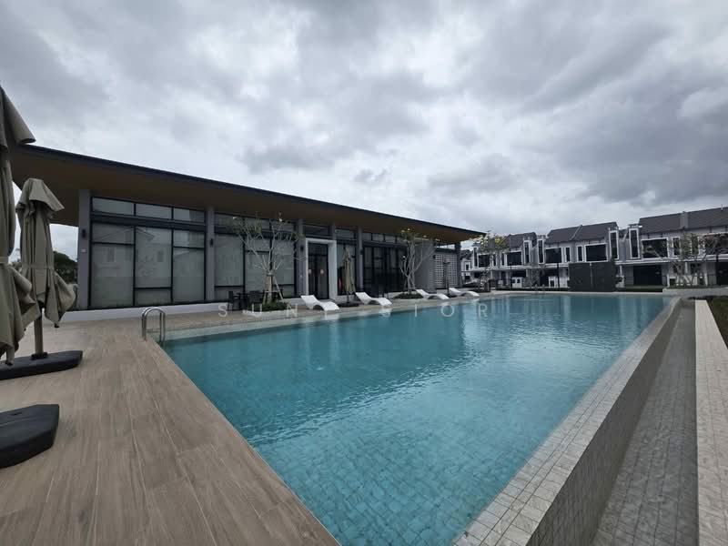 2-storey Terraced House for Sale in Taman Mount Austin (Tebrau) - Suny Sior - Exterior - PropertyGuru.com.my