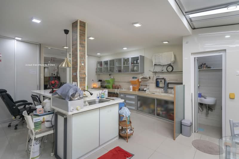 2-storey Terraced House for Sale in Seksyen 7 (Shah Alam) - Jason Tan - Kitchen - PropertyGuru.com.my
