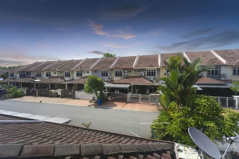 2-storey Terraced House for Sale in Seksyen 7 (Shah Alam) - Jason Tan - Exterior - PropertyGuru.com.my