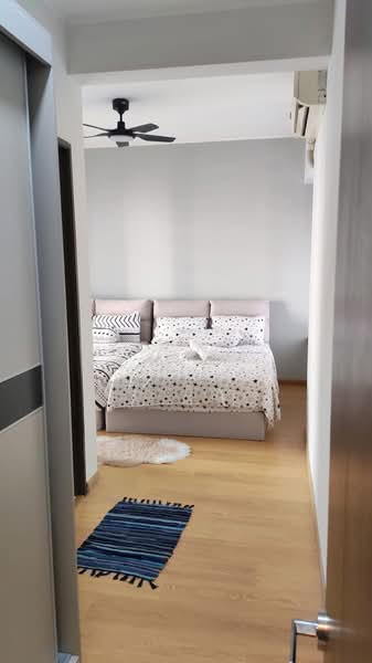 Condominium for Rent at Bay Laurel @ Country Garden Danga Bay - Eldwin Soh - Bedroom - PropertyGuru.com.my