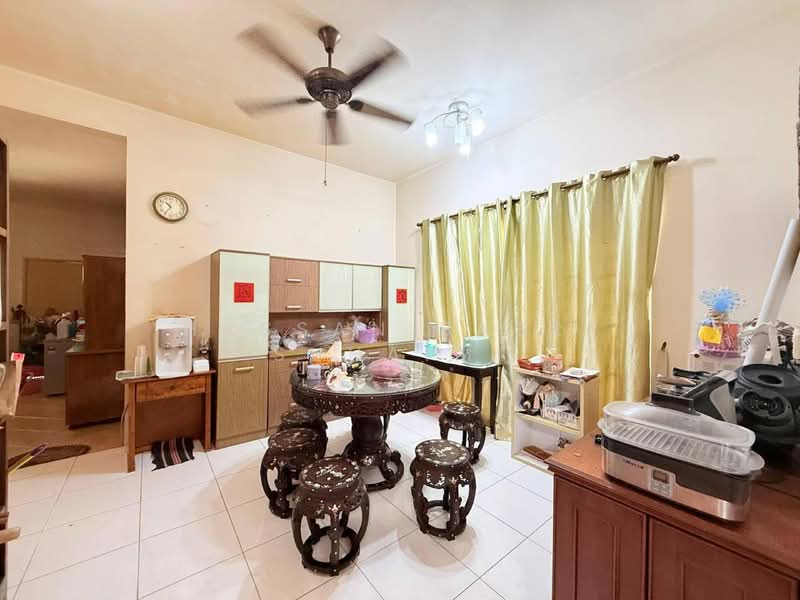 Park Avenue Seremban 2 untuk Untuk Dijual - RM 680,000, Apr 2026 - Living Room - PropertyGuru.com.my