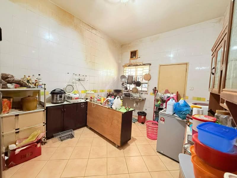 Park Avenue Seremban 2 untuk Untuk Dijual - RM 680,000, Apr 2026 - Kitchen - PropertyGuru.com.my