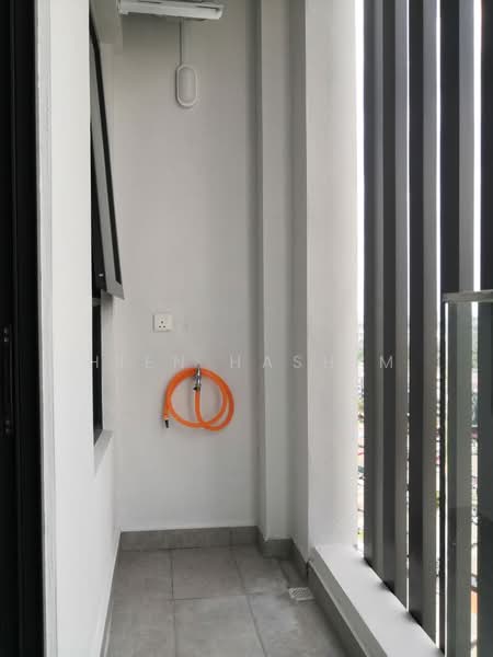 Service Residence for Rent at The Glenz @ Glenmarie - Hien Hashim - Balcony - PropertyGuru.com.my