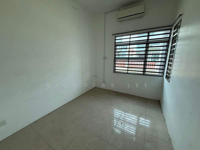 Bungalow for Sale in Taman Chemor Idaman (Chemor) - Nicholas Lee - Interior - PropertyGuru.com.my