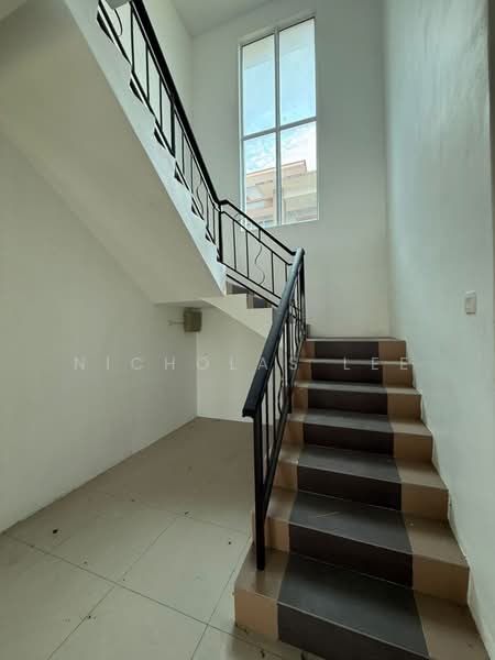 Bungalow for Sale in Taman Chemor Idaman (Chemor) - Nicholas Lee - Interior - PropertyGuru.com.my