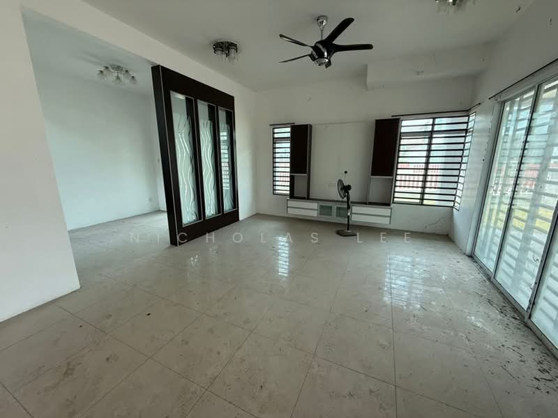 Bungalow for Sale in Taman Chemor Idaman (Chemor) - Nicholas Lee - Living Room - PropertyGuru.com.my