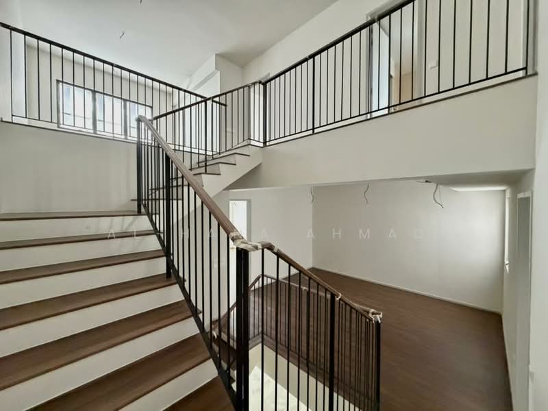 Terraced House for Sale in Taman Bukit Serdang (Seri Kembangan) - Al-Hana Ahmad - Interior - PropertyGuru.com.my