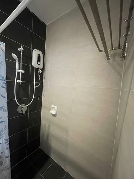 Condominium for Sale at Queensville - Jake Lim - Bathroom - PropertyGuru.com.my