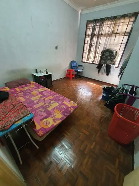 2-storey Terraced House for Sale in Taman Seri Orkid (Skudai) - Jeffrey Lim - Bedroom - PropertyGuru.com.my
