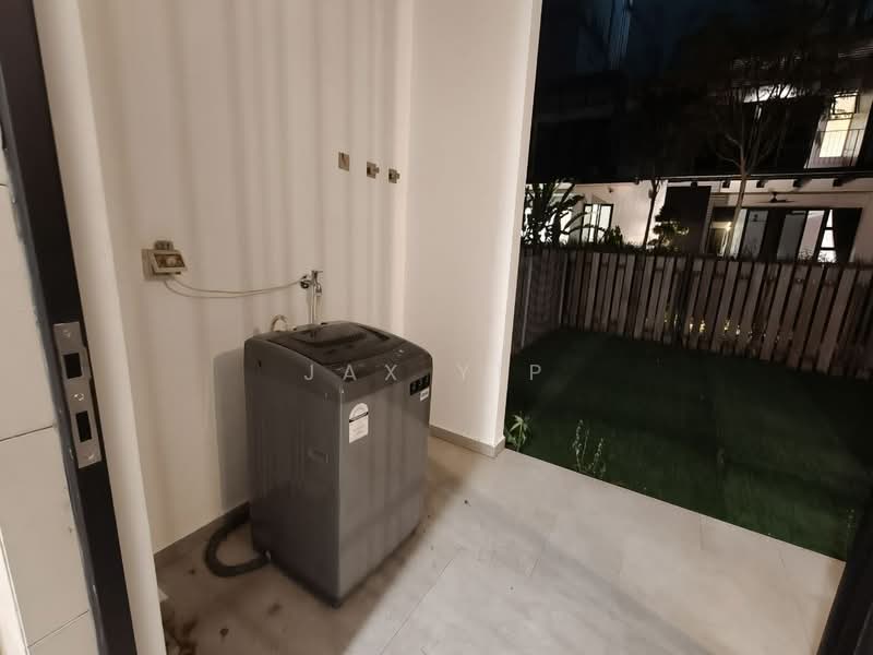 Waterway Residences untuk Untuk Disewa - RM 6,500 /bulan, Apr 2026 - Exterior - PropertyGuru.com.my