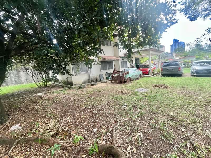 Semi-Detached House for Sale in Petaling Jaya (Selangor) - Syamsul Ilham - Exterior - PropertyGuru.com.my