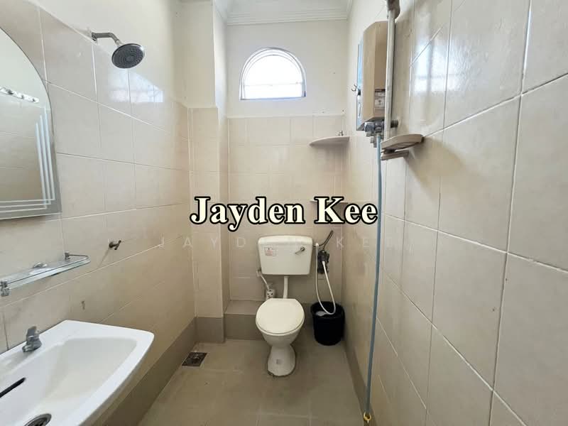 Taman Sintar Indah untuk Untuk Dijual - RM 440,000, Apr 2026 - Bathroom - PropertyGuru.com.my